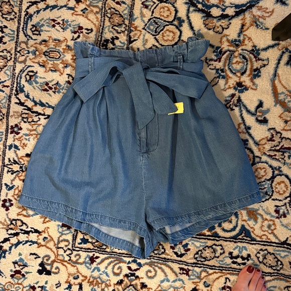 bishop + young High Waist Blue Denim Shorts ruffle with belt. Missing button - Picture 1 of 5